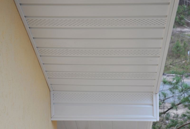 Eaves Installation in Conroe, TX